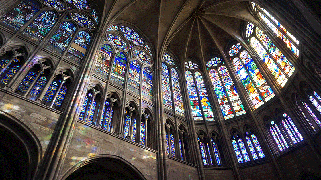 Basilica-Saint-Denis-vitrais-laterais