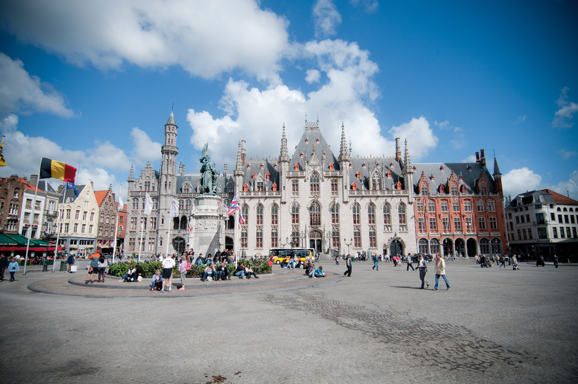 Vista da Markt Place de Bruges 