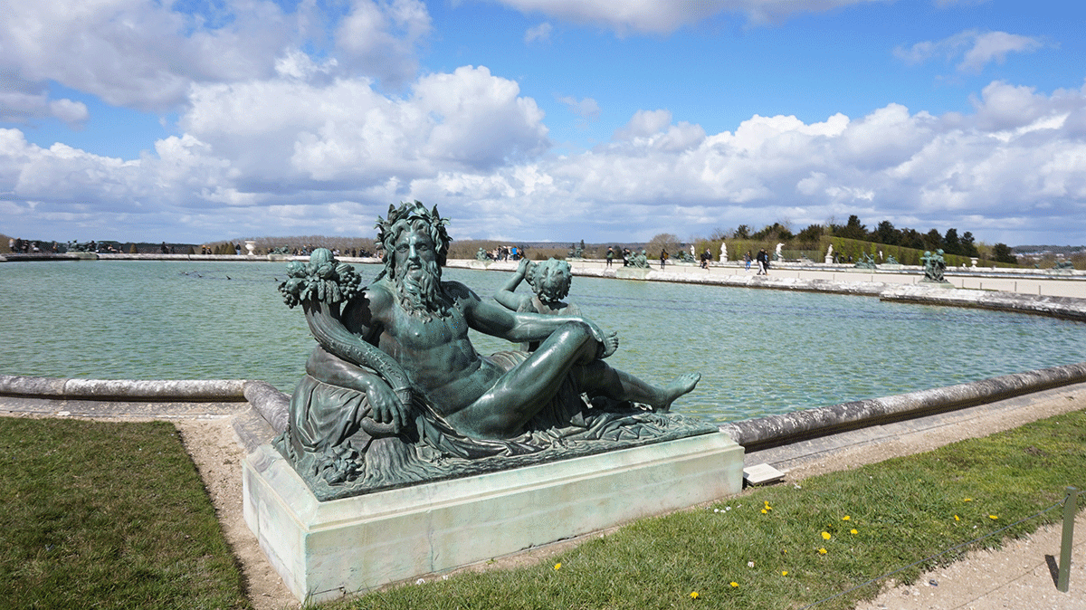 esculturas dos jardins de Versalhes 