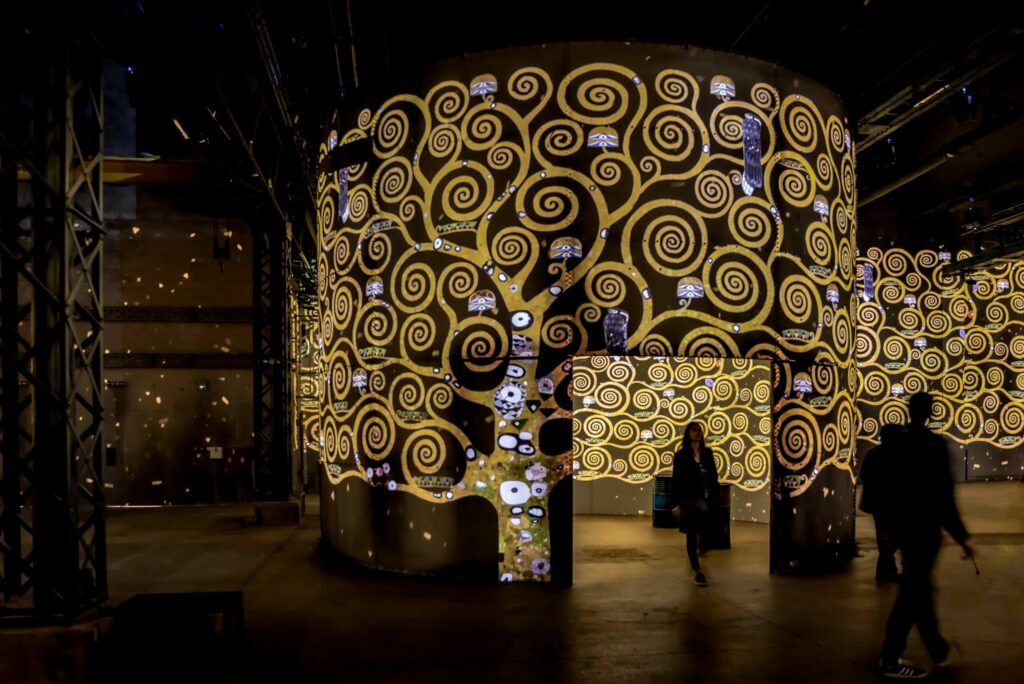 Primeiro Centro de Arte Digital em Paris
