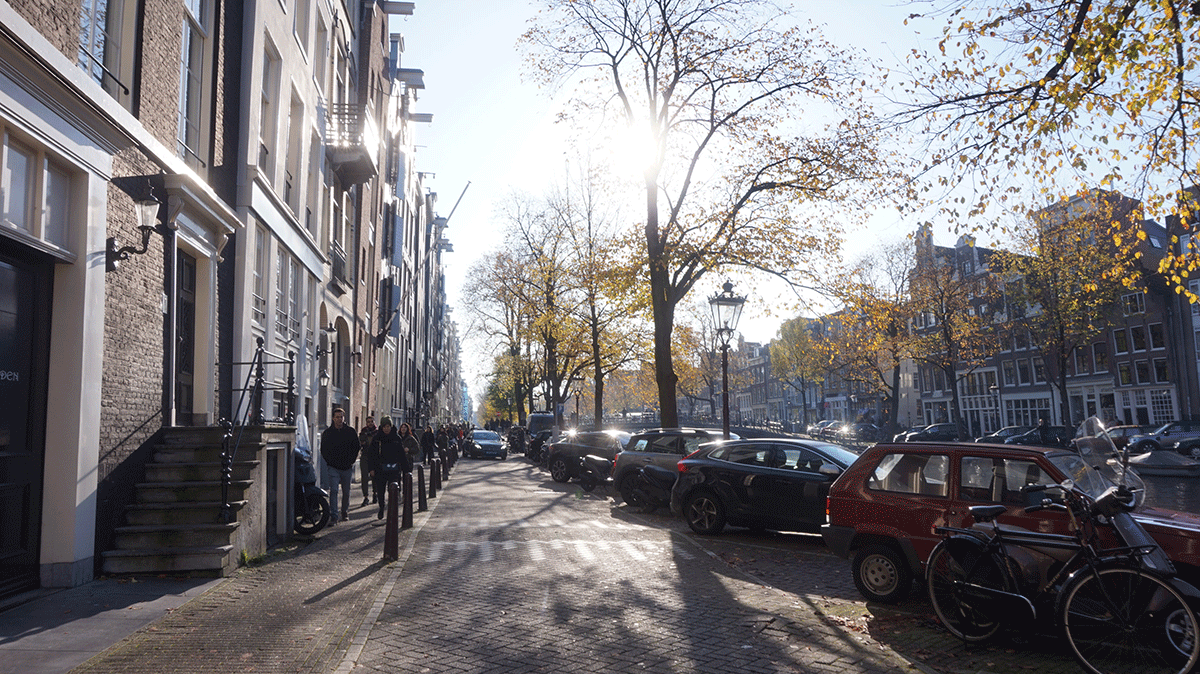 o charme das ruas de Amsterdam